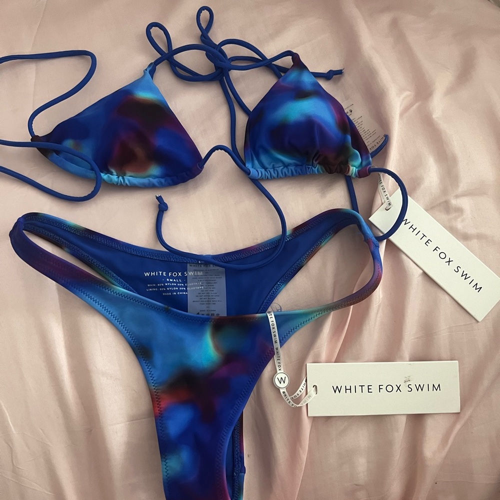 Never worn white fox bikini💙